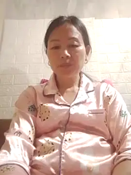 Lili-123k online show from 04/25/26, 01:41