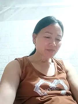 Lili-123k online show from 05/06/26, 04:05