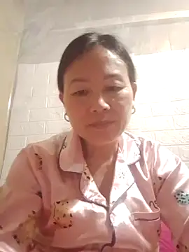 Lili-123k online show from 04/26/26, 03:37