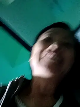 Snapshot of Lili-123k chatting on 12/03/25, 12:01 Lili-123k online show from 12/03/25, 12:01