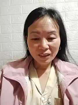 Lili-123k online show from 02/11/26, 08:31