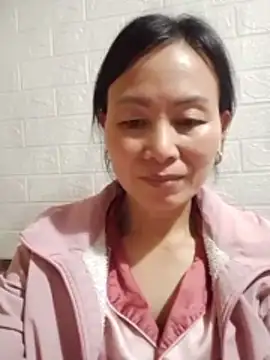 Lili-123k online show from 02/11/26, 03:17