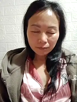 Lili-123k online show from 02/26/26, 07:47