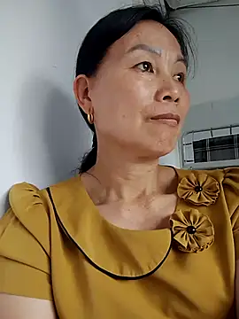 Lili-123k online show from 02/07/26, 08:22