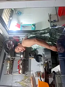 felicity chloe online show from 04/07/26, 10:28