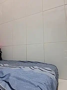 felicity chloe online show from 04/03/26, 01:28