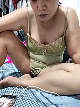 felicity chloe online show from 05/20/26, 04:04