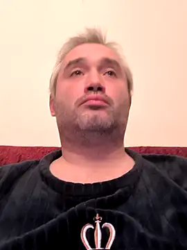 Snapshot of Olomoucak1982 chatting on 12/15/25, 06:03 Olomoucak1982 online show from 12/15/25, 06:03