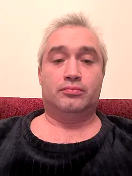 Snapshot of Olomoucak1982 chatting on 12/02/25, 05:14 Olomoucak1982 online show from 12/02/25, 05:14