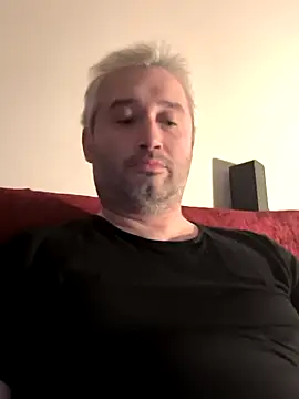 Snapshot of Olomoucak1982 chatting on 12/16/25, 02:54 Olomoucak1982 online show from 12/16/25, 02:54