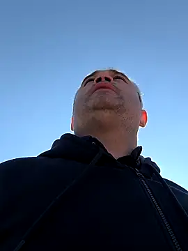 Olomoucak1982 online show from 04/09/26, 02:23