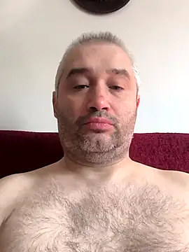 Olomoucak1982 online show from 04/03/26, 07:37