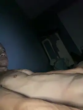 thongtrieu0183 online show from 12/16/25, 04:11