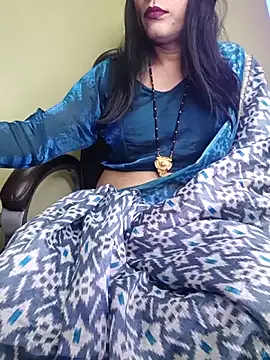 Snapshot of Lovely_Ladyboy_star chatting on 02/26/26, 04:51 Lovely Ladyboy star online show from 02/26/26, 04:51