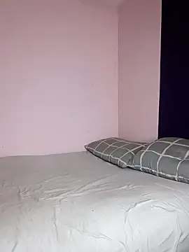 Snapshot of Lovely_Ladyboy_star chatting on 12/17/25, 04:56 Lovely Ladyboy star online show from 12/17/25, 04:56