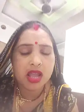 Your-shreya143 online show from 02/14/26, 07:19