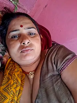 Your-shreya143 online show from 06/01/26, 09:09