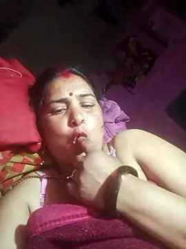 Your-shreya143 online show from 03/03/26, 10:28