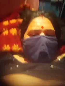 Your-shreya143 online show from 12/18/25, 02:43