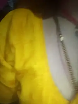 Your-shreya143 online show from 04/11/26, 07:28