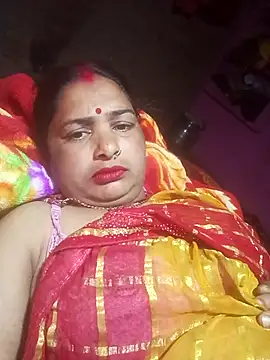 Your-shreya143 online show from 03/05/26, 11:32