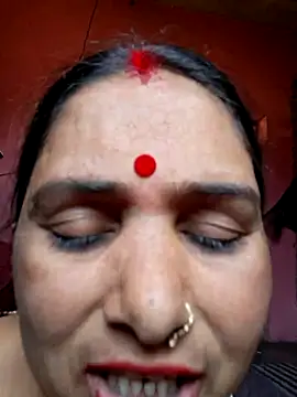 Your-shreya143 online show from 05/09/26, 06:39