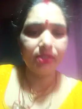 Your-shreya143 online show from 03/07/26, 11:32