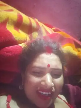 Your-shreya143 online show from 05/05/26, 08:34