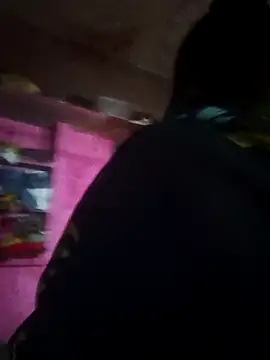 Your-shreya143 online show from 04/01/26, 08:39