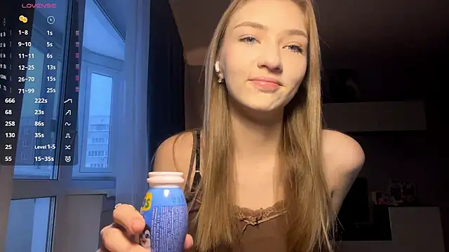 AveryBerkson online show from 12/19/25, 03:10