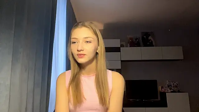 AveryBerkson online show from 12/18/25, 03:44