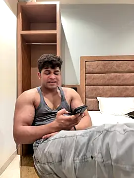 Anshtease online show from 12/17/25, 06:24