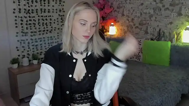 Gina Gina love online show from 05/08/26, 12:47
