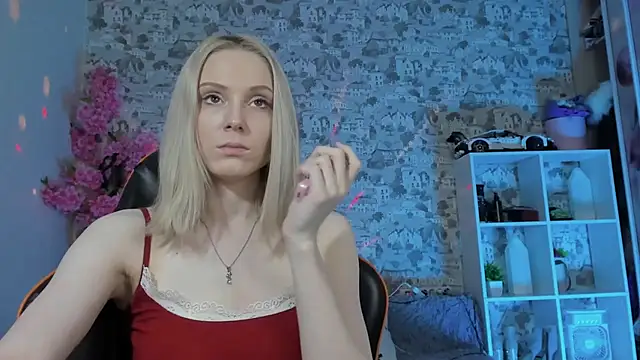 Gina Gina love online show from 05/01/26, 01:10