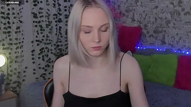 Gina Gina love online show from 06/23/26, 01:03