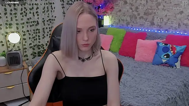 Gina Gina love online show from 06/02/26, 01:16