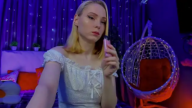 Gina Gina love online show from 02/15/26, 01:06