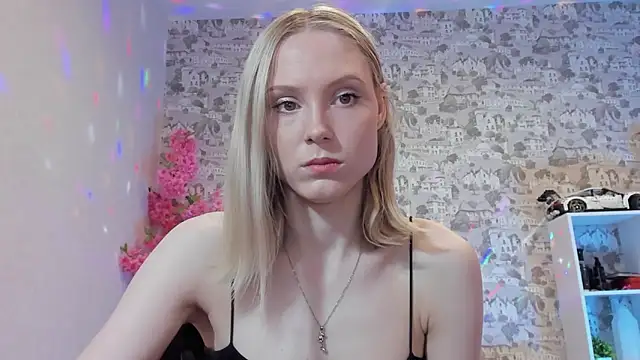 Gina Gina love online show from 05/06/26, 01:09