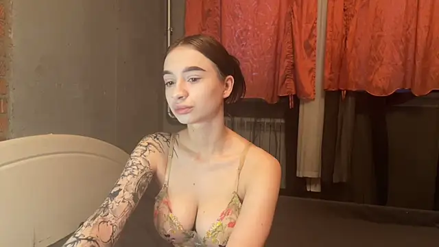 Snapshot of imChatty_Alice chatting on 05/30/26, 01:23 imChatty Alice online show from 05/30/26, 01:23