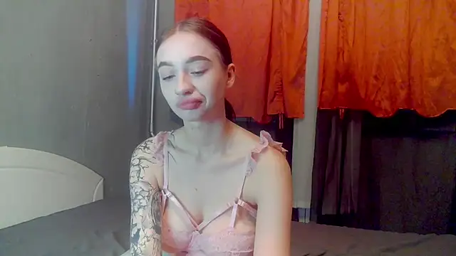 Snapshot of imChatty_Alice chatting on 04/23/26, 11:39 imChatty Alice online show from 04/23/26, 11:39