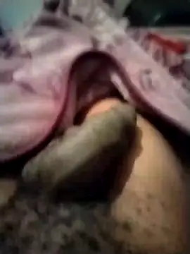 Snapshot of Piazza21 chatting on 12/14/25, 07:41 Piazza21 online show from 12/14/25, 07:41