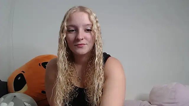 Sophie cute06 online show from 12/23/25, 08:13