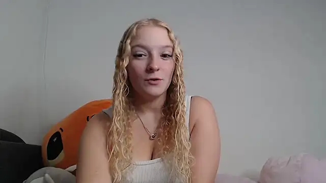 Sophie cute06 online show from 12/22/25, 08:36