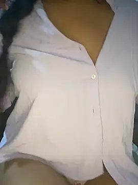 Snapshot of Kaushi_bel chatting on 05/26/26, 05:33 Kaushi bel online show from 05/26/26, 05:33