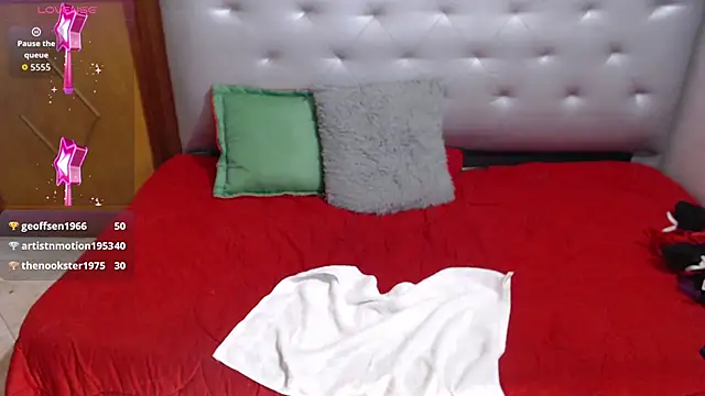 milan mayesty online show from 03/07/26, 11:10