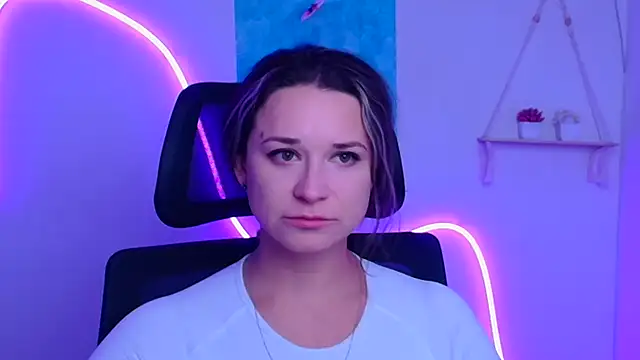 Melodie Aster online show from 12/21/25, 12:18