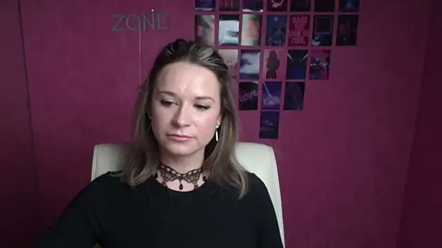 Melodie Aster online show from 03/04/26, 06:21