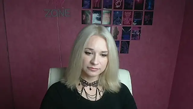 Melodie Aster online show from 04/08/26, 05:53
