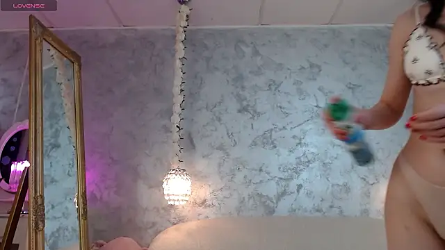 SilviaVanda online show from 03/21/26, 08:04