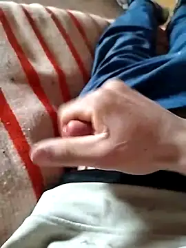 yacinekabiley16 online show from 12/04/25, 09:30